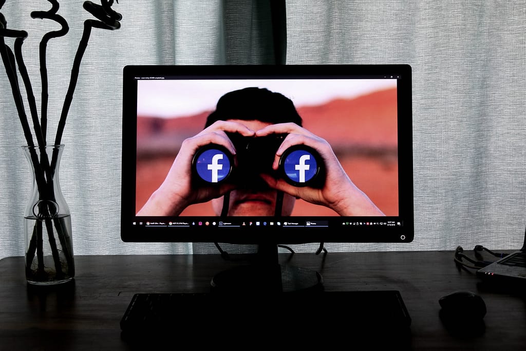 how to make all previous facebook posts private